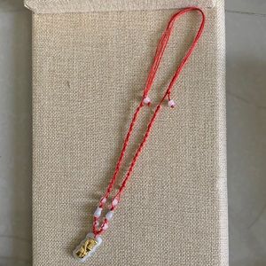 Jade necklace, size adjustable.